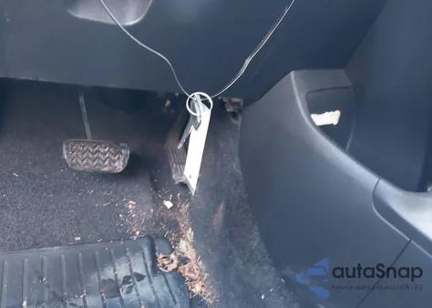 2008 Toyota Yaris z USA, uszkodzony, nr VIN JTDBT903881260909